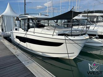 31' Jeanneau 2024 Yacht For Sale